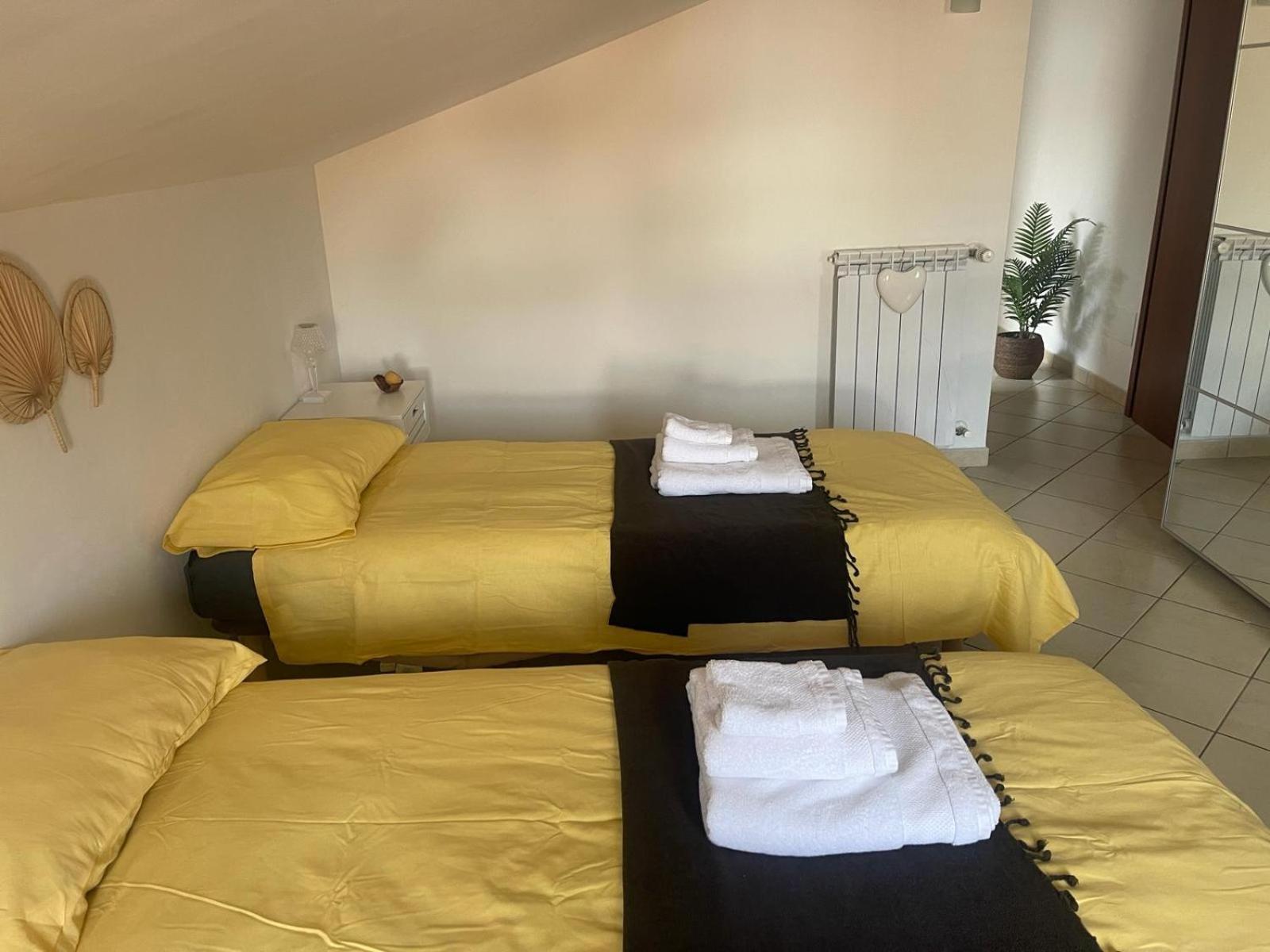 Roma House 93 Apartment ภายนอก รูปภาพ